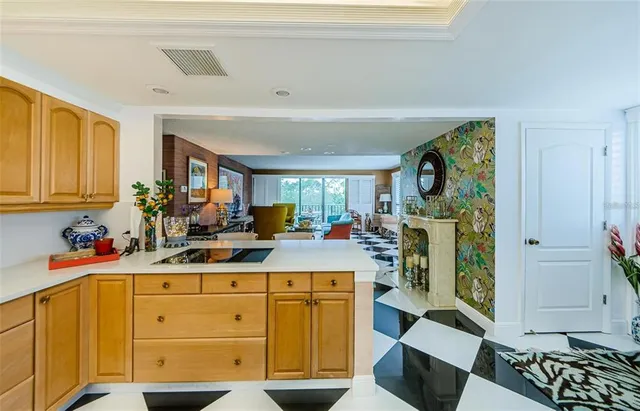 $5,500 | 150 Belleview Boulevard, Unit 403, Belleair, FL 33756