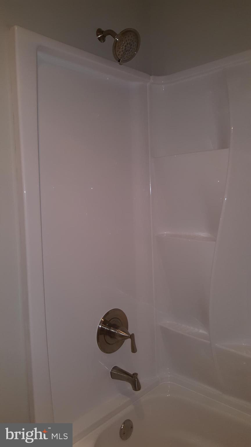 127 Darden Road Chestertown, MD 21620 - Photo 23 of 34 New Shower/Tub in hall bath