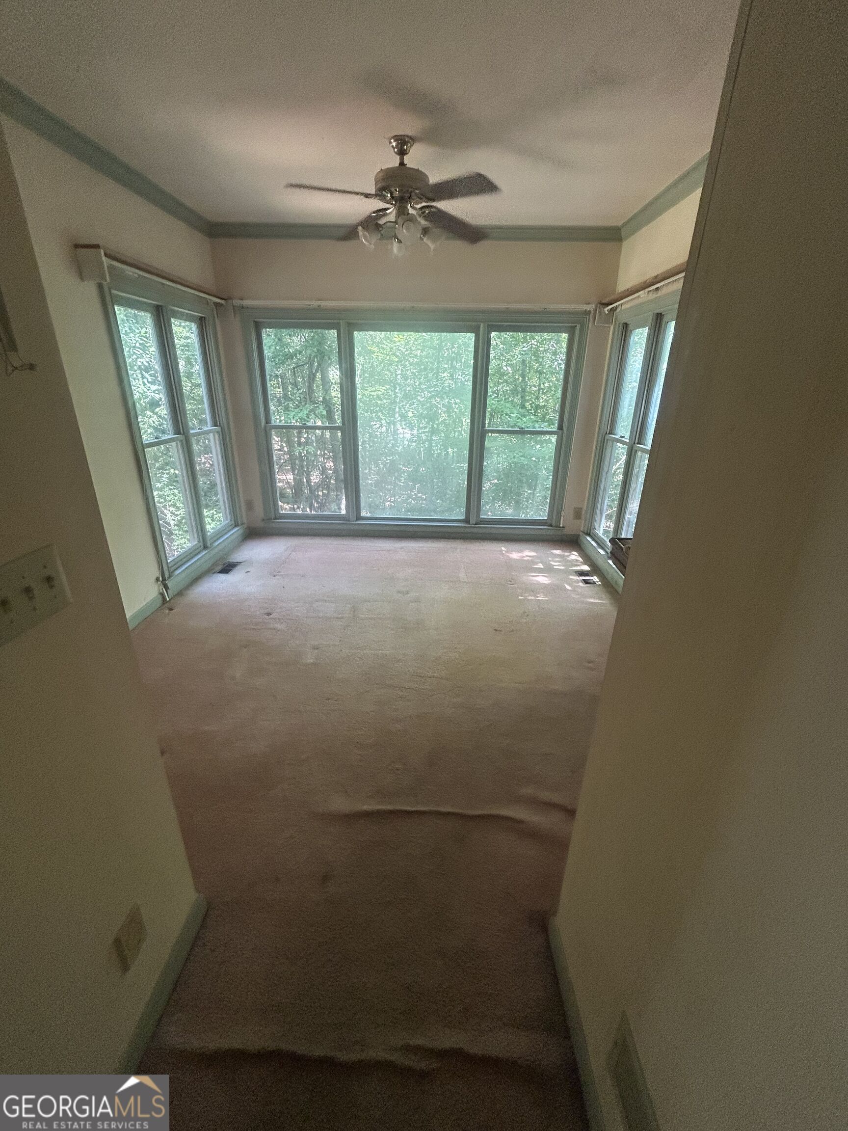 3719 Fairburn Road Atlanta, GA 30331 - Photo 11 of 33 Gallery Image 11