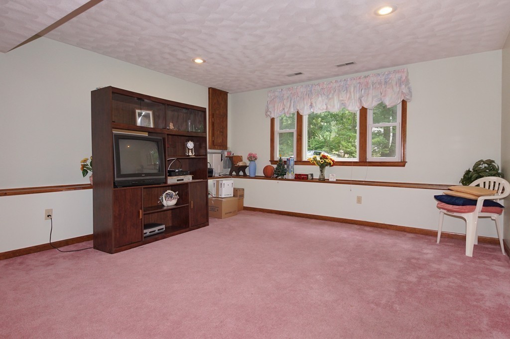 5 Sumpter Road Burlington, MA 01803 - Photo 16 of 23 Gallery Image 16