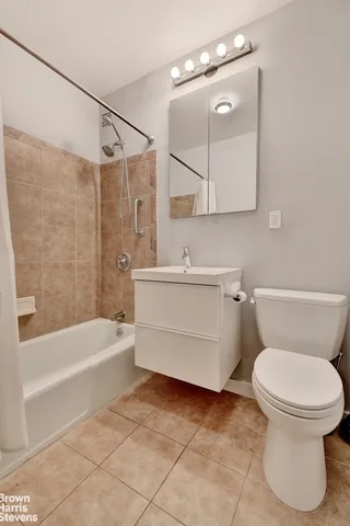 $399,000 | 209 West 118th Street, Unit 3F | Harlem