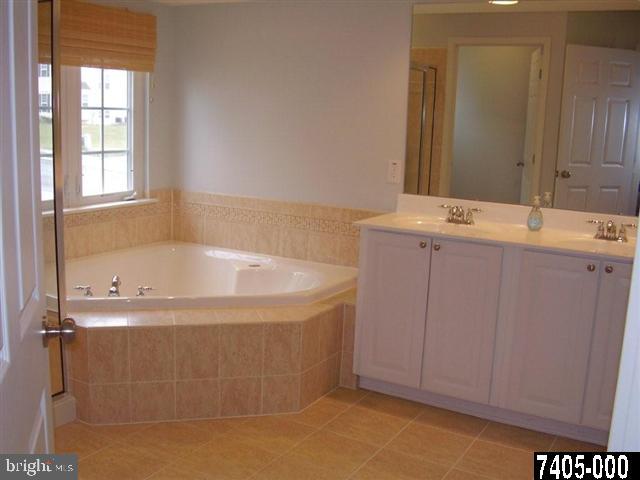 2535 Codorus Lane Spring Grove, PA 17362 - Photo 18 of 24