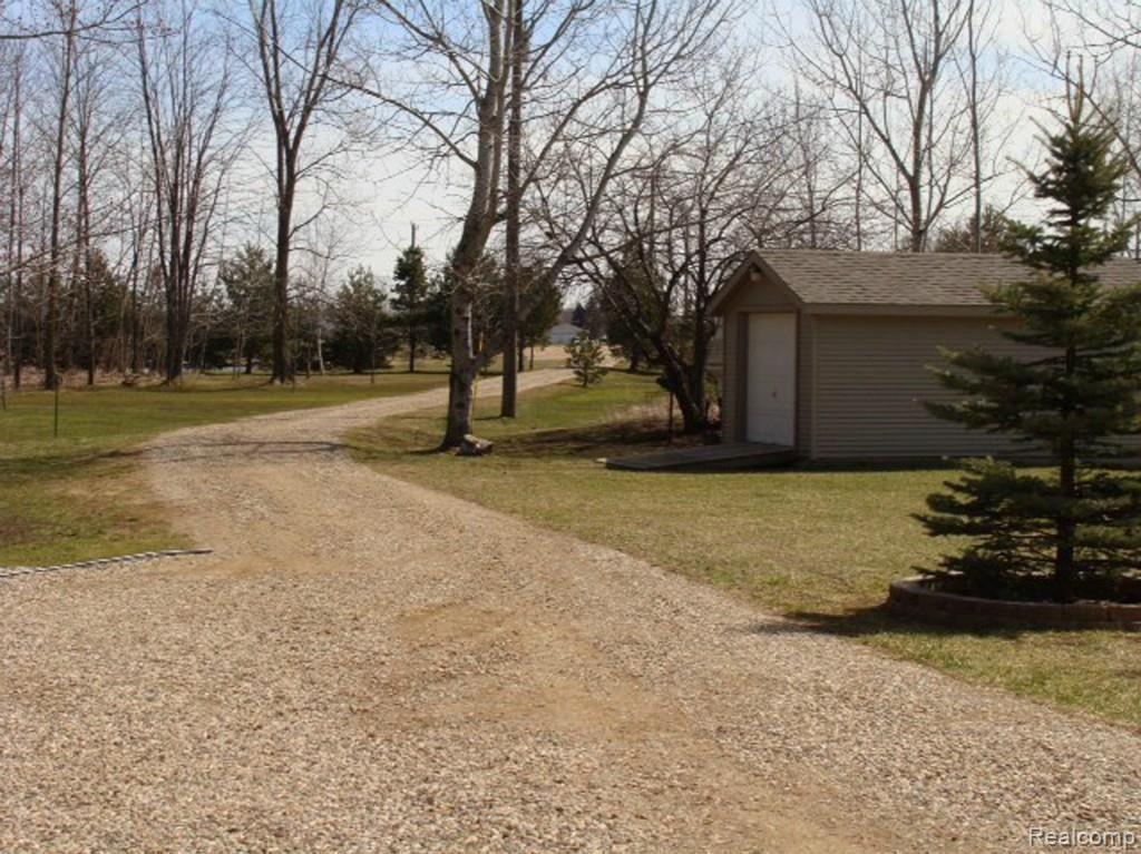 1480 South Kingston Road Deford, MI 48729 - Photo 11 of 12 Driveway View 12.16
