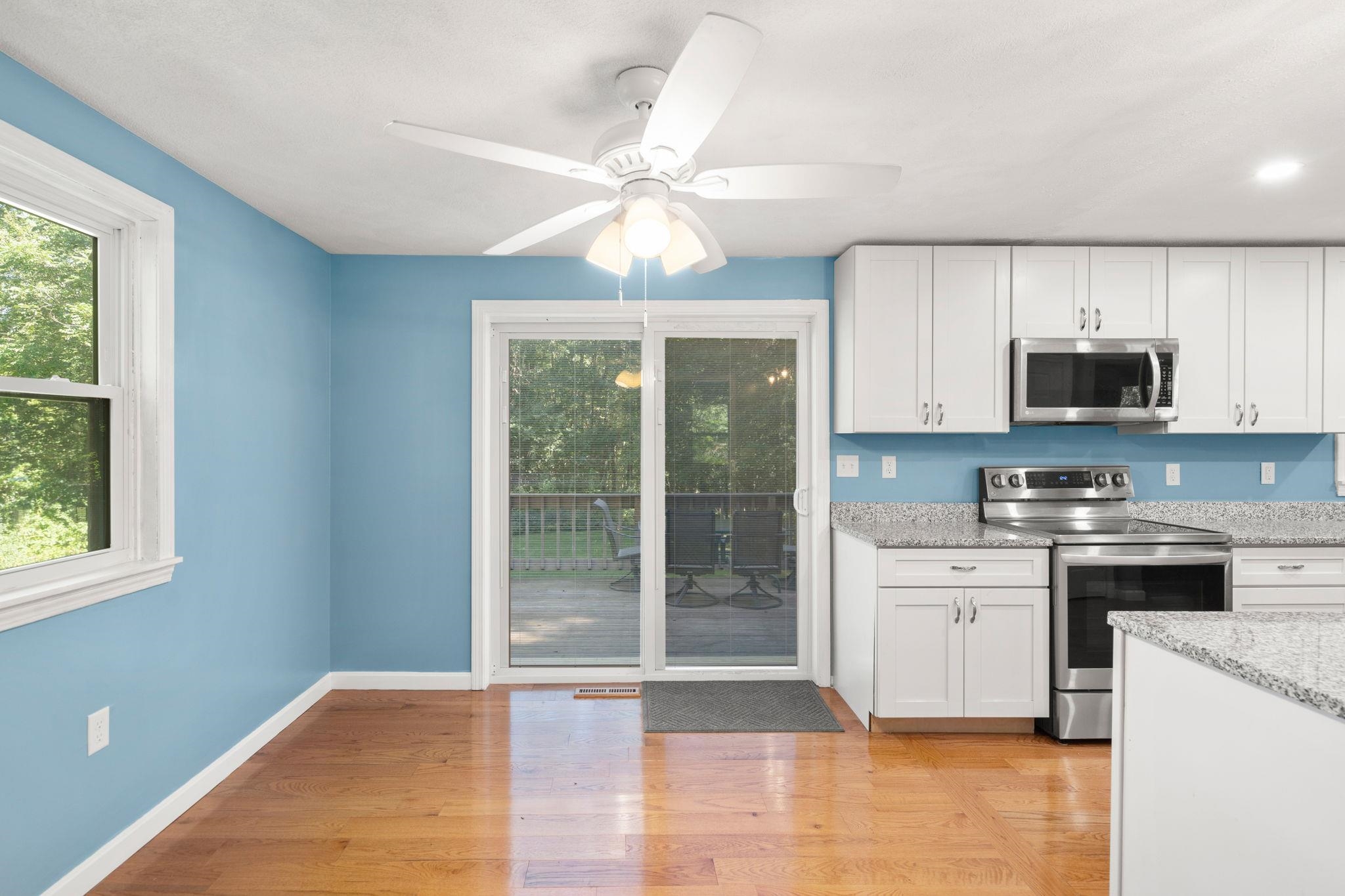 21 Alyssa Drive Derry, NH 03038 - Photo 17 of 36