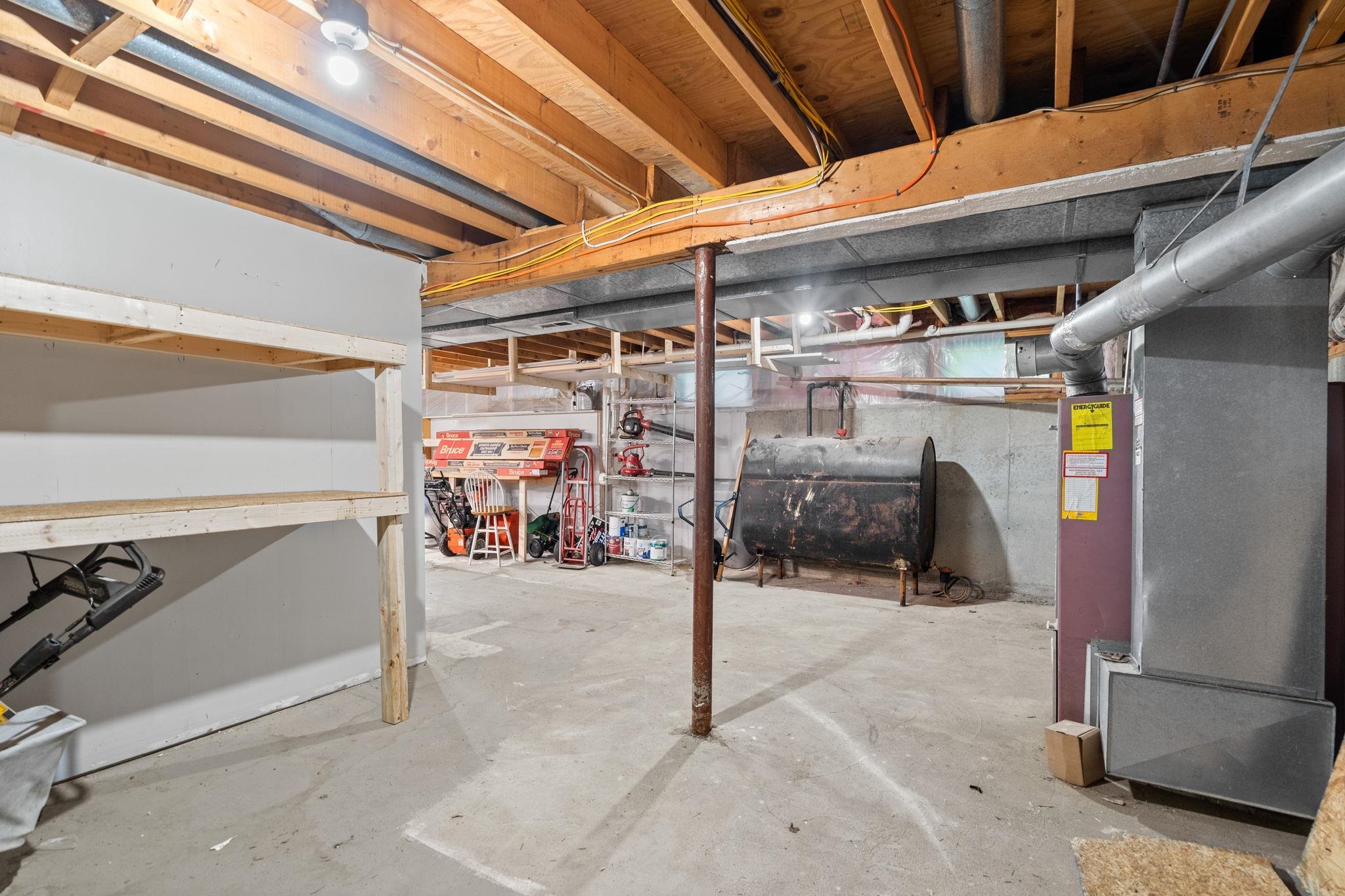 21 Alyssa Drive Derry, NH 03038 - Photo 25 of 36