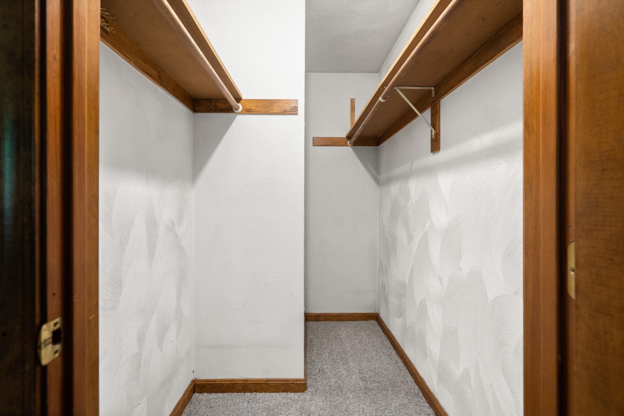 21 Alyssa Drive Derry, NH 03038 - Photo 30 of 36