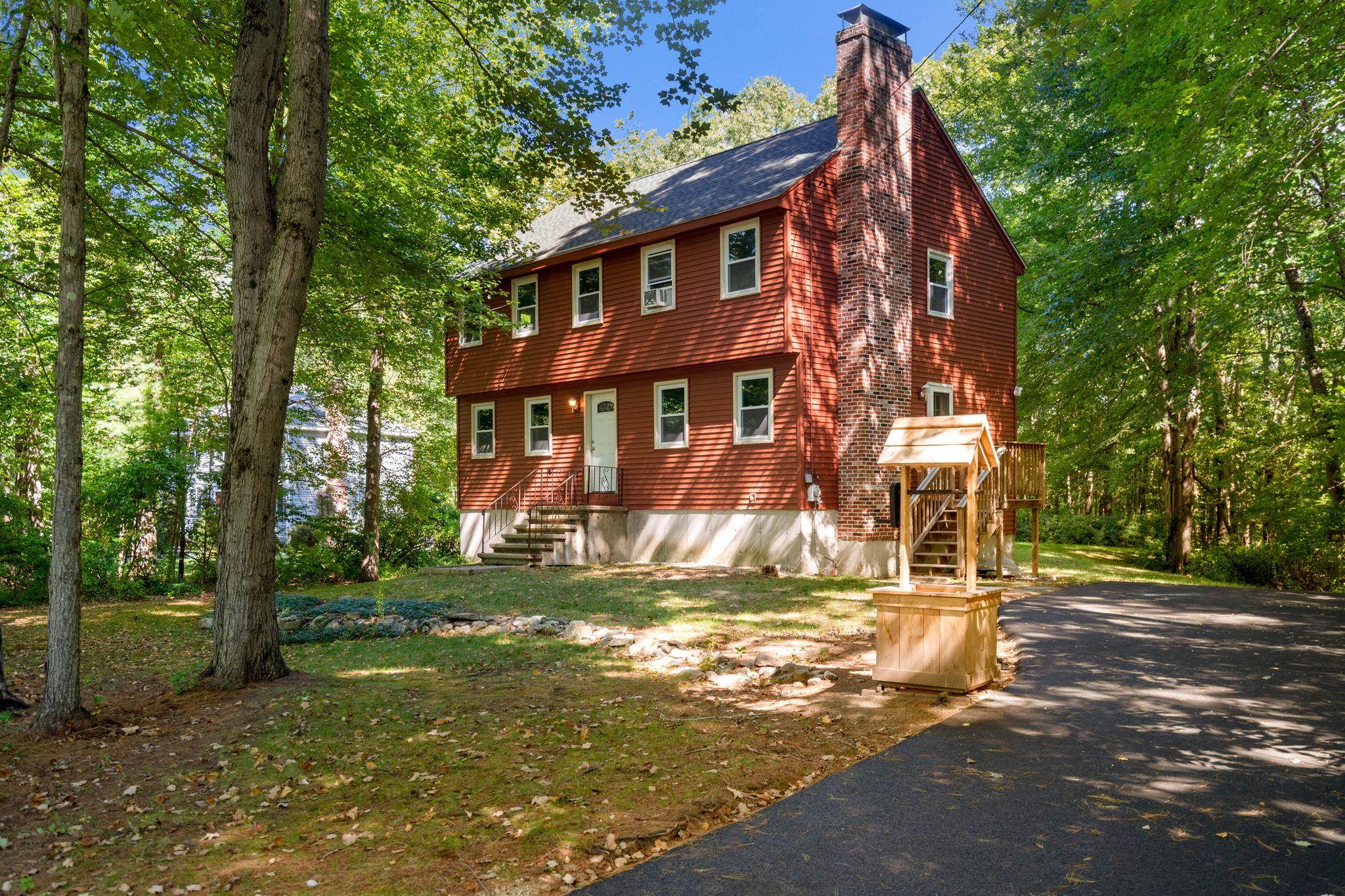 21 Alyssa Drive Derry, NH 03038 - Photo 4 of 36