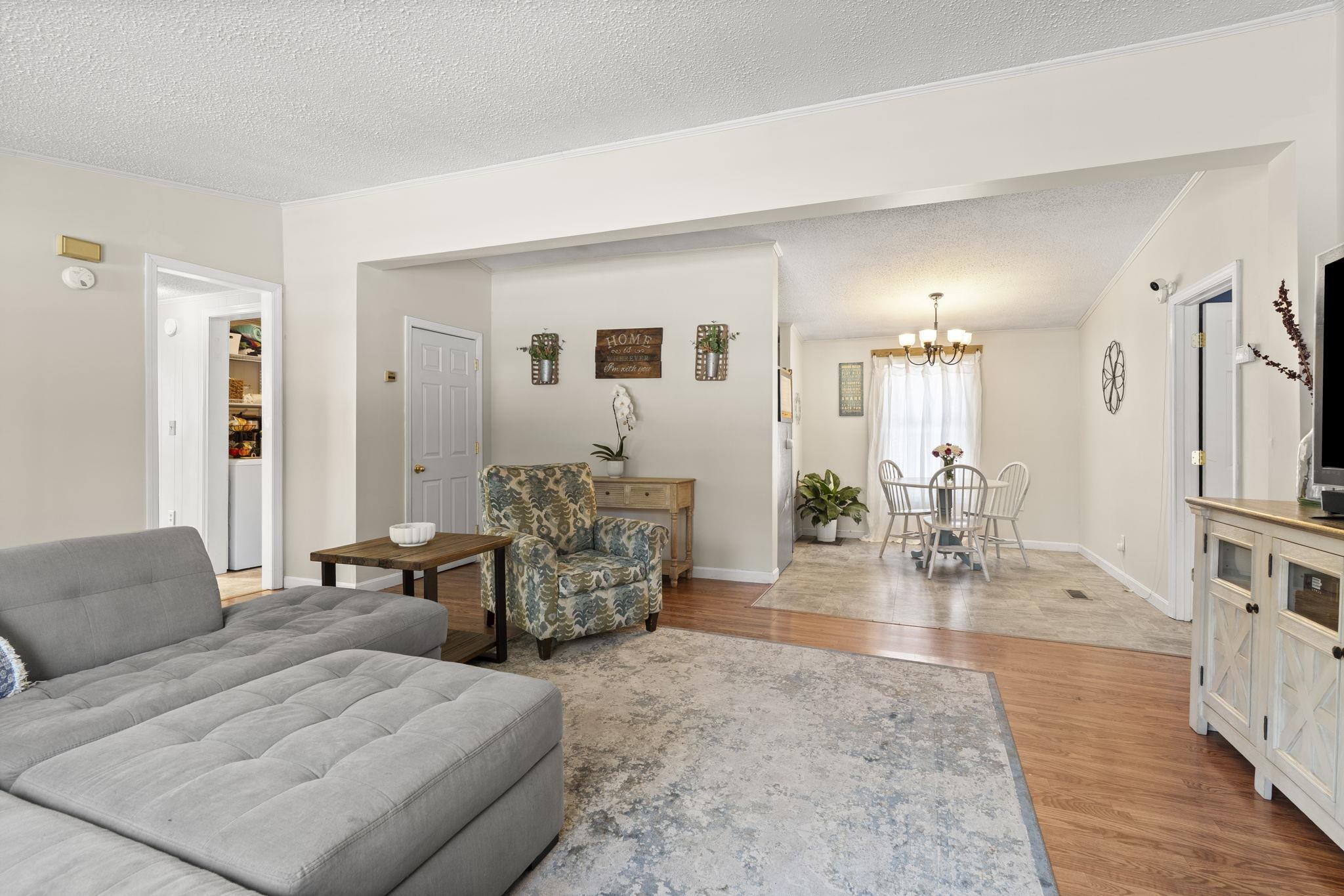 253 Ash Swamp Road Newmarket, NH 03857 - Photo 6 of 10 Gallery Image 6