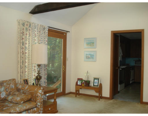 28 Country Road Hanover, MA 02339 - Photo 6 of 8