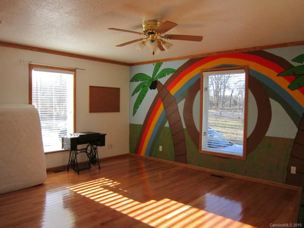 3770 Buck Point Road, Unit 9 & 10 Catawba, NC 28609 - Photo 5 of 24 Gallery Image 5