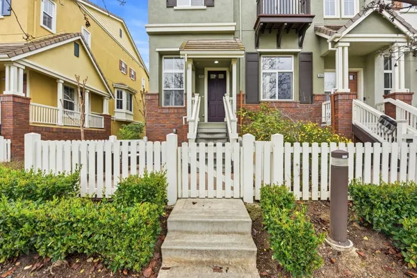 $1,278,000 | 48962 Woodgrove Common, Fremont, CA 94539