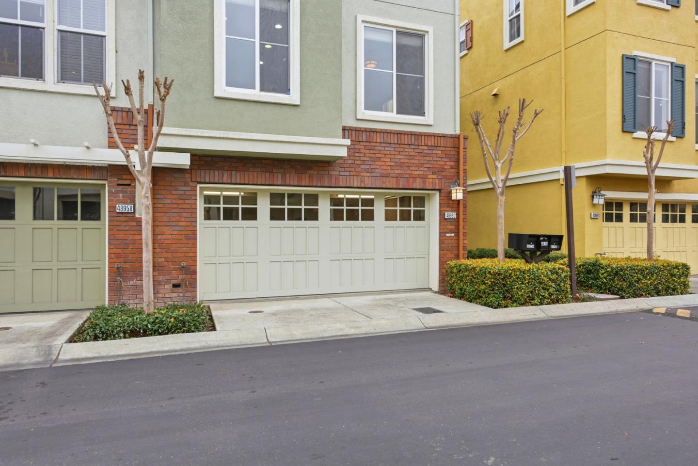 48962 Woodgrove Common Fremont, CA 94539 - Photo 24 of 36 a view of a building with a street
