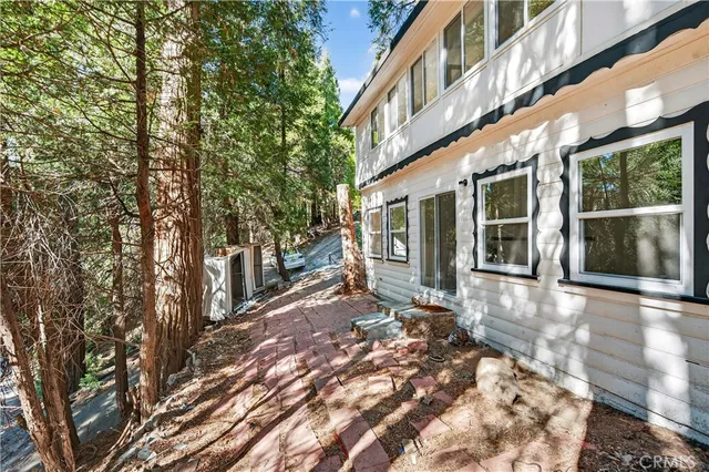 $274,990 | 23740 Skyland Drive, Crestline, CA 92325