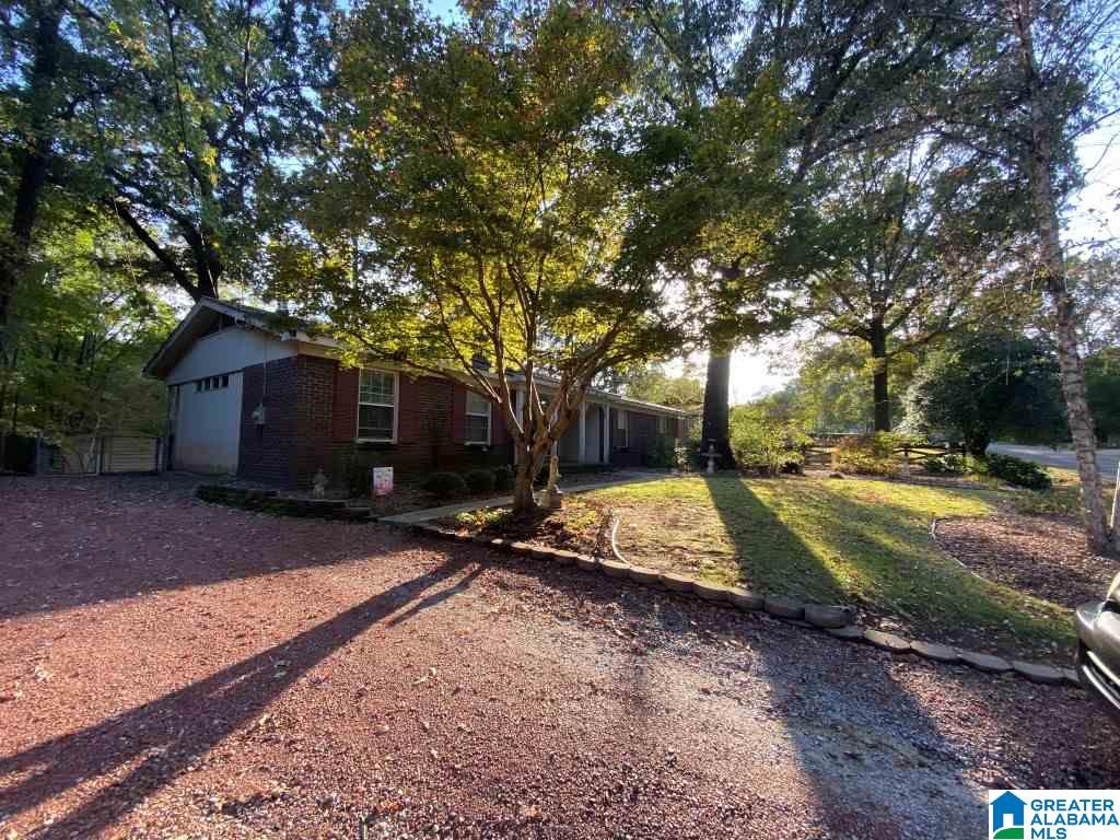 1804 Fultonbrook Road Fultondale, AL 35068 - Photo 3 of 20