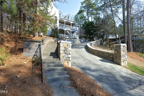 $1,200,000 | 113 Bolinwood Drive, Chapel Hill, NC 27514