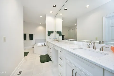 $1,200,000 | 113 Bolinwood Drive, Chapel Hill, NC 27514