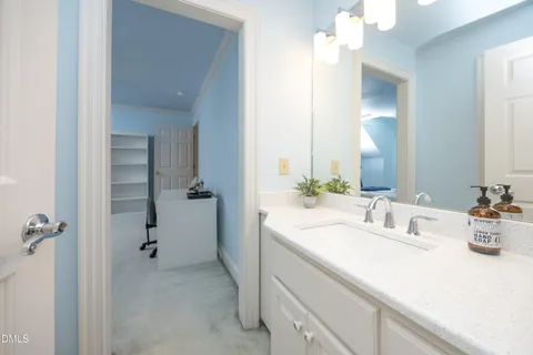 $1,200,000 | 113 Bolinwood Drive, Chapel Hill, NC 27514