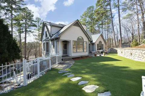 $1,200,000 | 113 Bolinwood Drive, Chapel Hill, NC 27514
