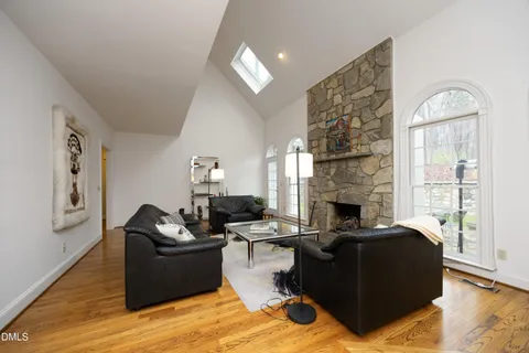 $1,200,000 | 113 Bolinwood Drive, Chapel Hill, NC 27514