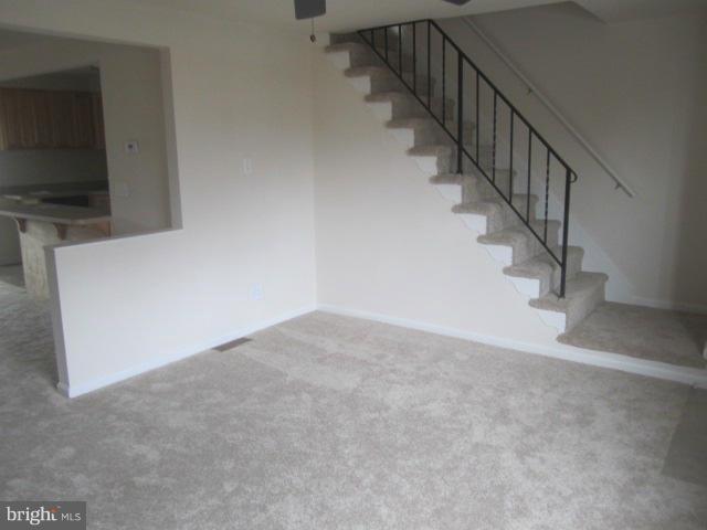 1228 Berkwood Road Baltimore, MD 21237 - Photo 3 of 26 Living Room