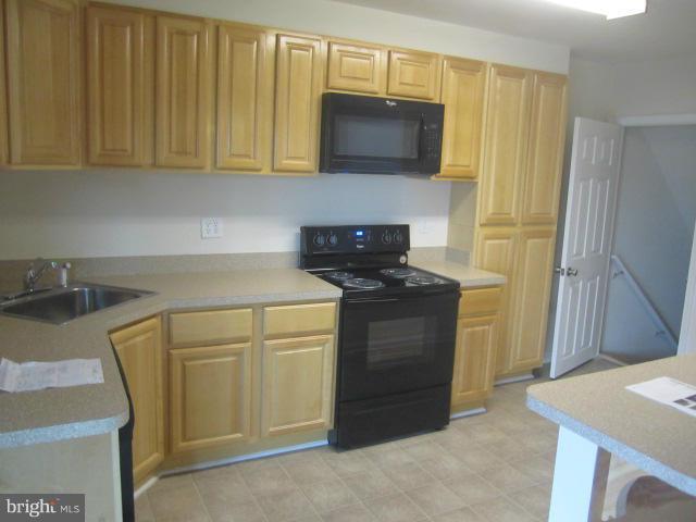 1228 Berkwood Road Baltimore, MD 21237 - Photo 8 of 26 Kitchen