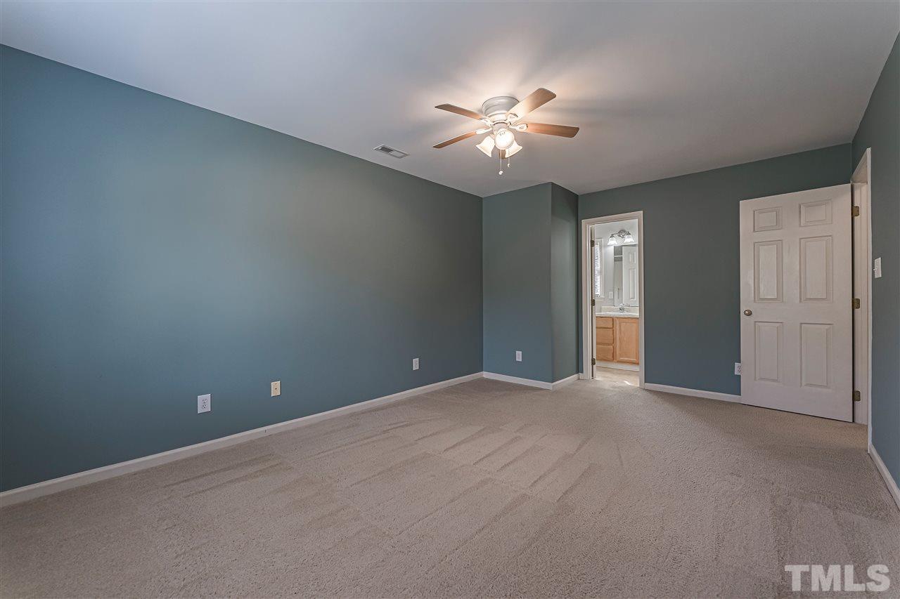 1012 Hawser Court Raleigh, NC 27606 - Photo 14 of 29 Gallery Image 14
