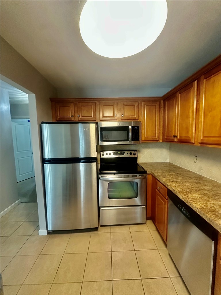 400 New River Road, Unit 311 Lincoln, RI 02838 - Photo 12 of 32