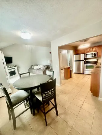 $275,000 | 400 New River Road, Unit 311, Lincoln, RI 02838