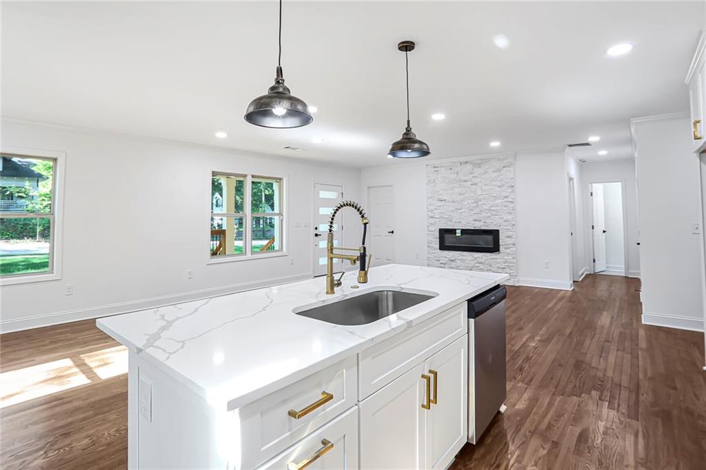 1321 Avon Avenue Southwest Atlanta, GA 30310 - Photo 7 of 20