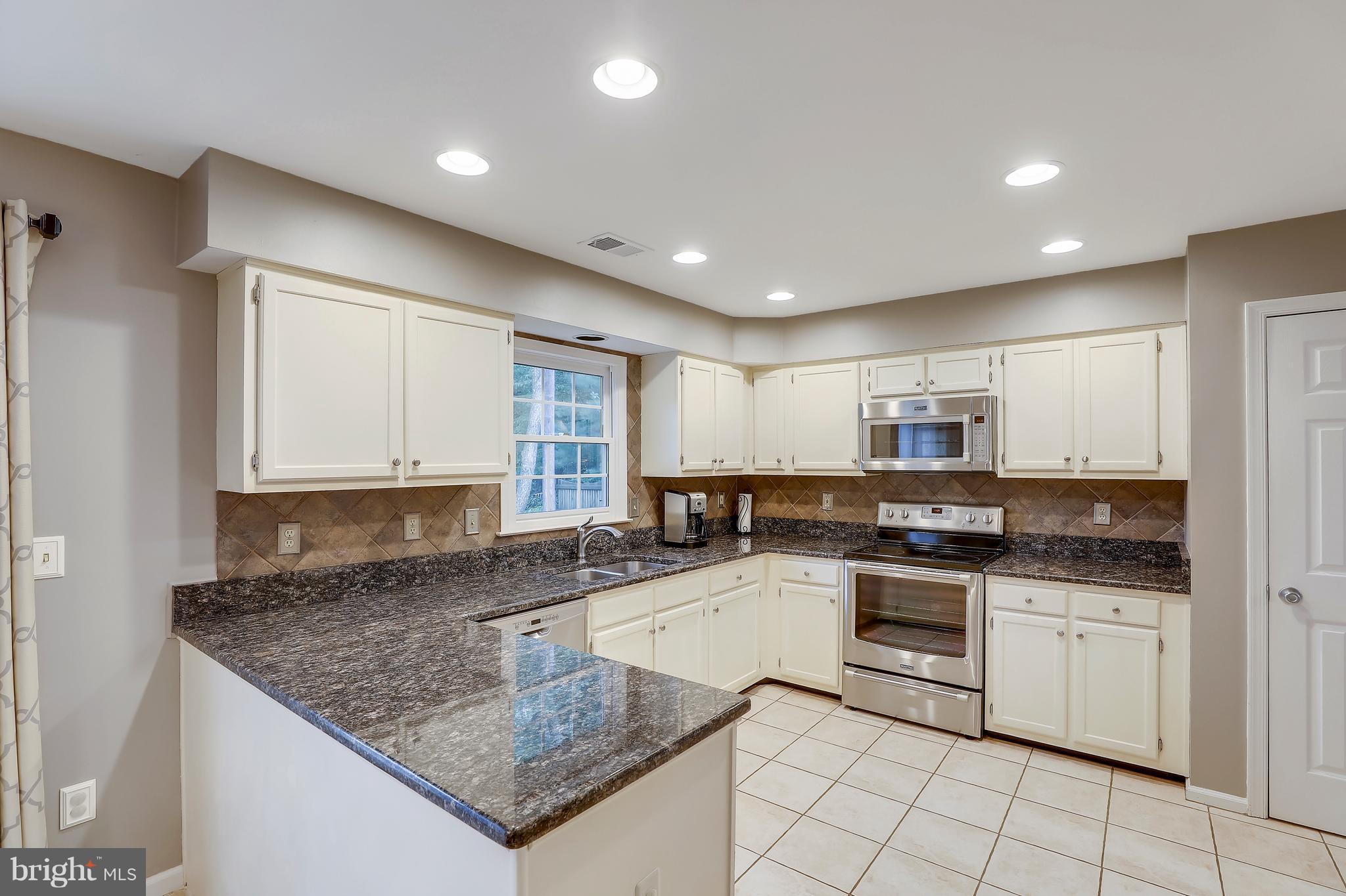 1768 Rochester Street Crofton, MD 21114 - Photo 3 of 30 Bright Kitchen with Granite