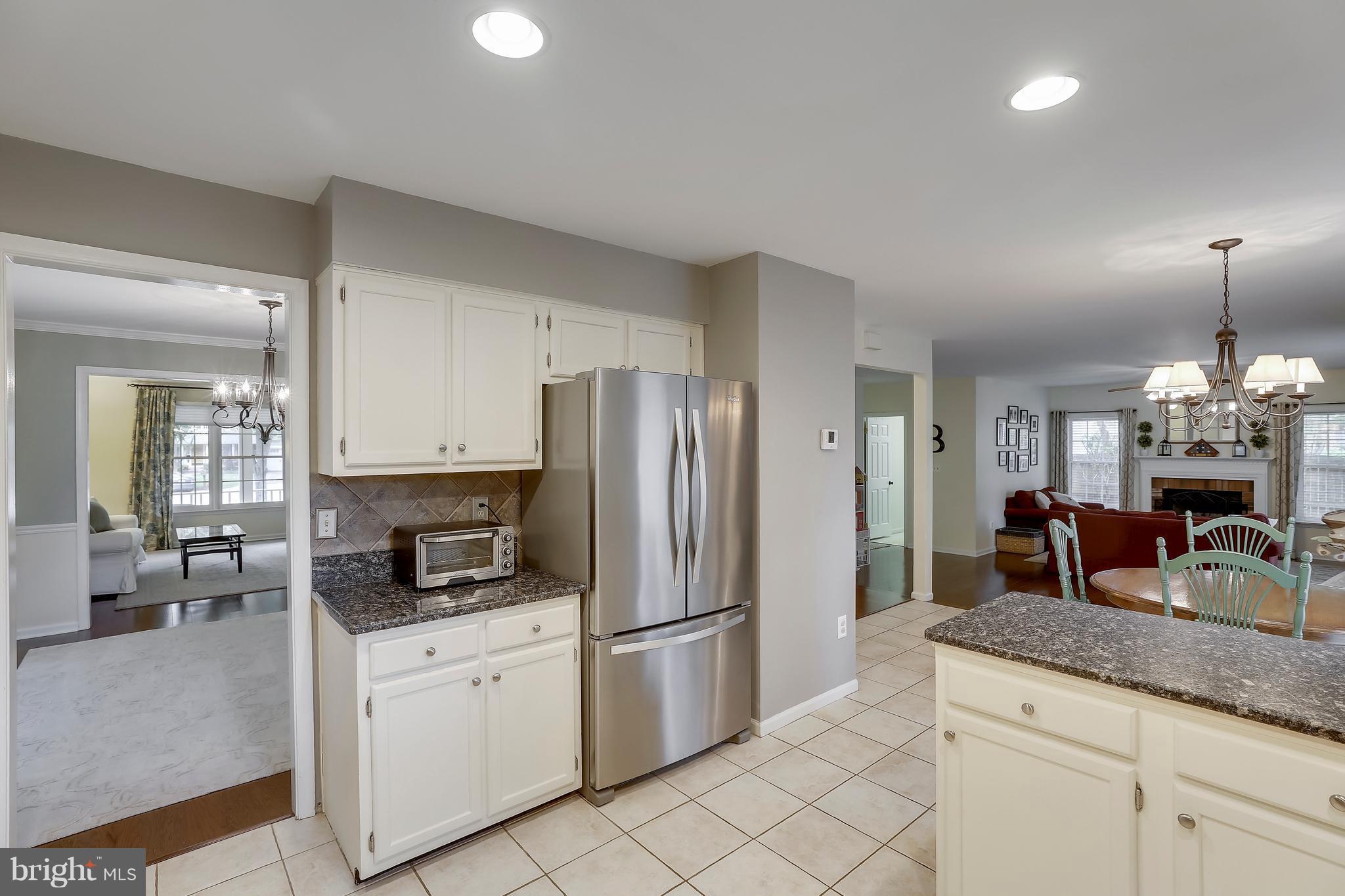 1768 Rochester Street Crofton, MD 21114 - Photo 4 of 30 Newer Stainless Steel Appliances
