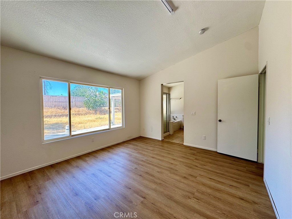 14351 Via Roca Victorville, CA 92392 - Photo 19 of 24 Gallery Image 19