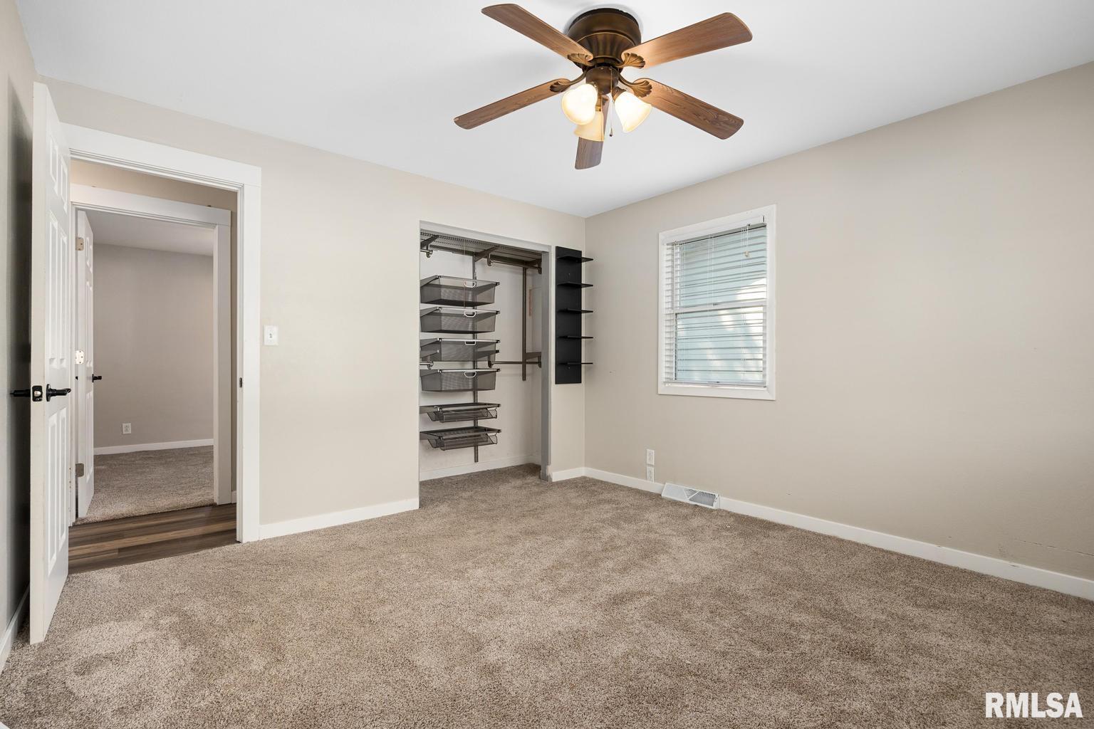 701 Westgate Road Washington, IL 61571 - Photo 16 of 33 Gallery Image 16