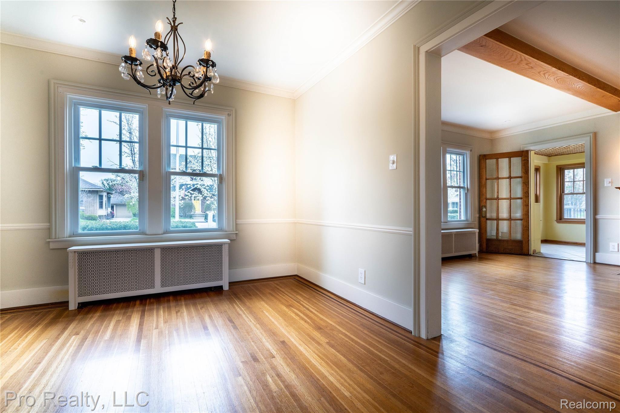 1135 Nottingham Road Grosse Pointe, MI 48230 - Photo 6 of 21 DSC03709-HDR.jpg