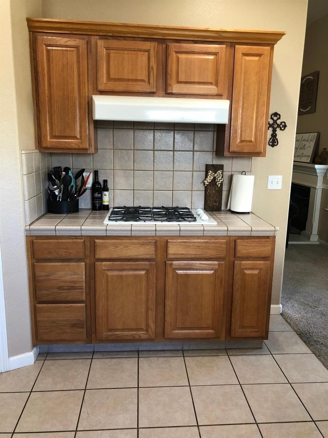 278 East Gibson Avenue Reedley, CA 93654 - Photo 11 of 28 Gallery Image 11