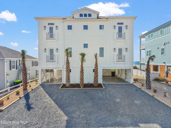 $2,500,000 | 105 Ocean Boulevard West, Holden Beach, NC 28462