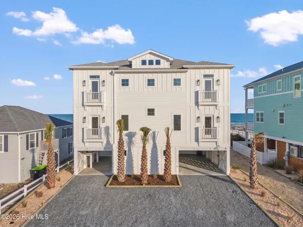 $2,449,000 | 105 Ocean Boulevard West, Holden Beach, NC 28462
