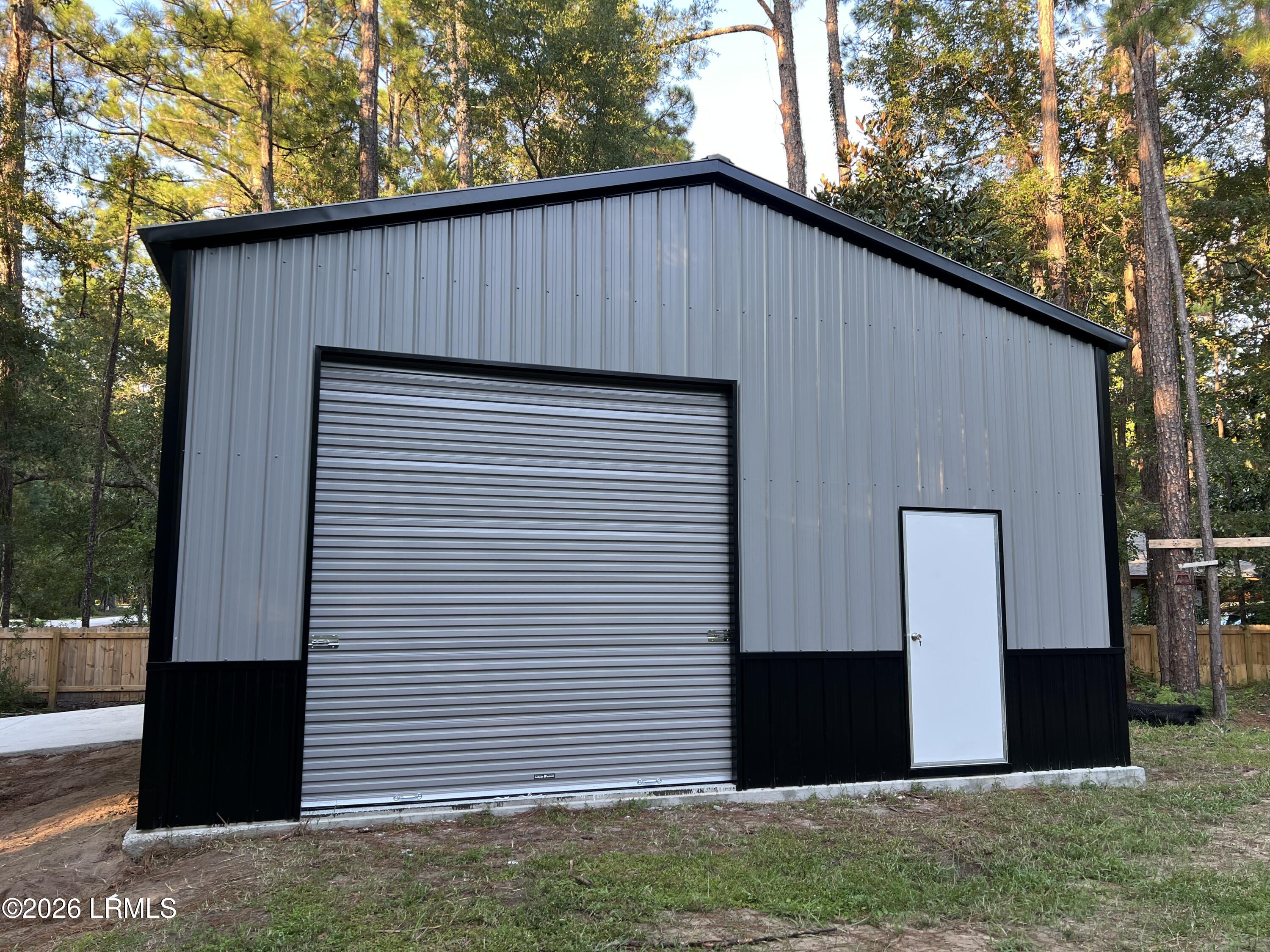 30 Wade Hampton Drive Beaufort, SC 29907 - Photo 22 of 25 Maxwell Breier - 22