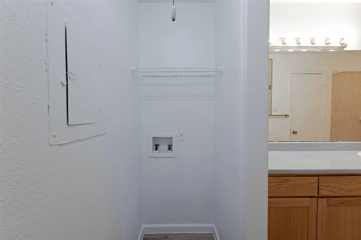 2430 Cromwell Circle, Unit 201 Austin, TX 78741 - Photo 19 of 21