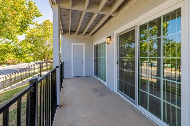 $1,214 | 2430 Cromwell Circle, Unit 201, Austin, TX 78741