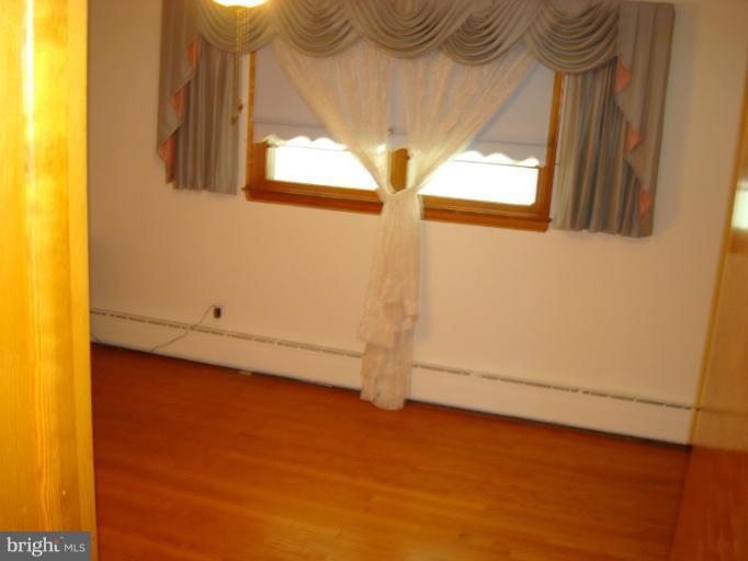 5100 Wheeler Road Temple Hills, MD 20748 - Photo 8 of 22 Bedroom (Master)