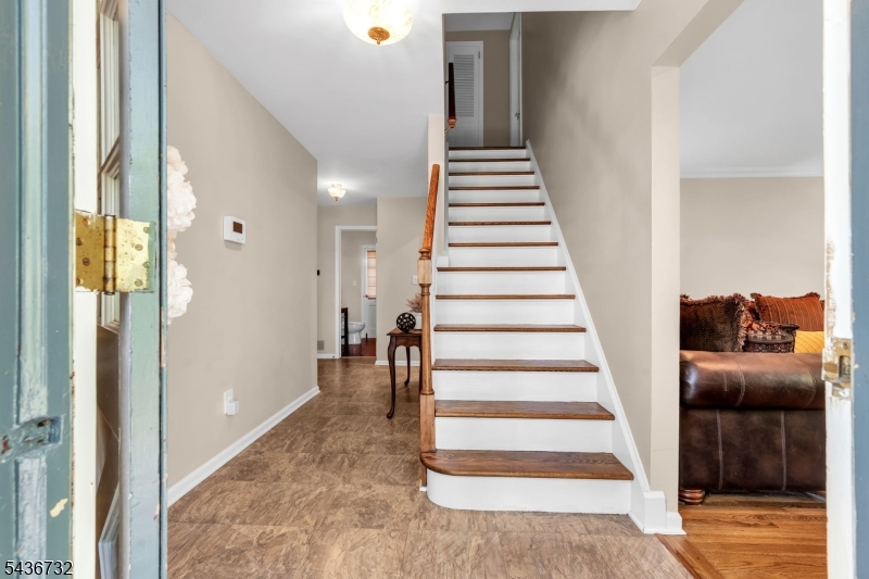 19 McCann Mill Road Califon, NJ 07830 - Photo 6 of 44