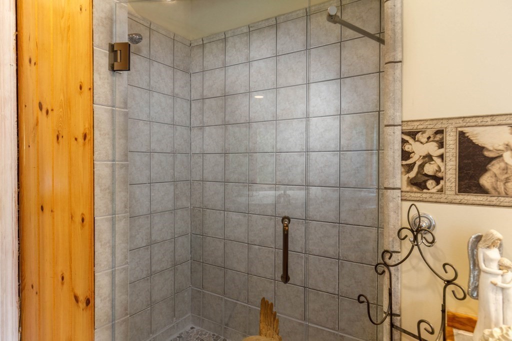 58 Rice Road Templeton, MA 01468 - Photo 19 of 30