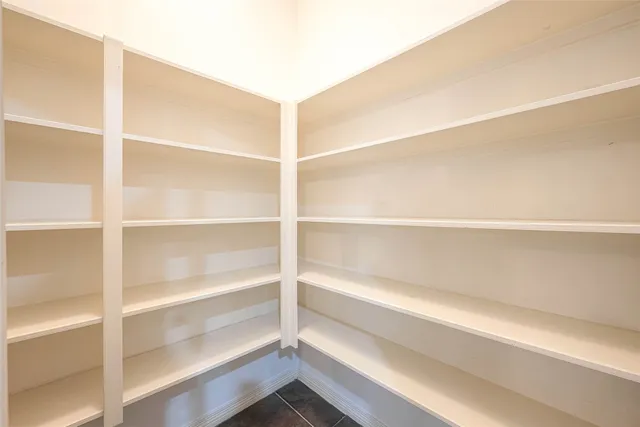 $2,850 | 5530 Kansas Street, Houston, TX 77007