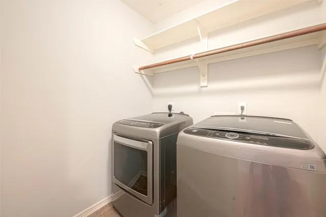 $2,850 | 5530 Kansas Street, Houston, TX 77007