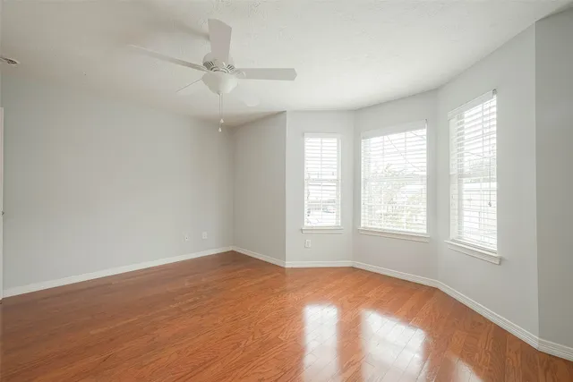 $2,850 | 5530 Kansas Street, Houston, TX 77007