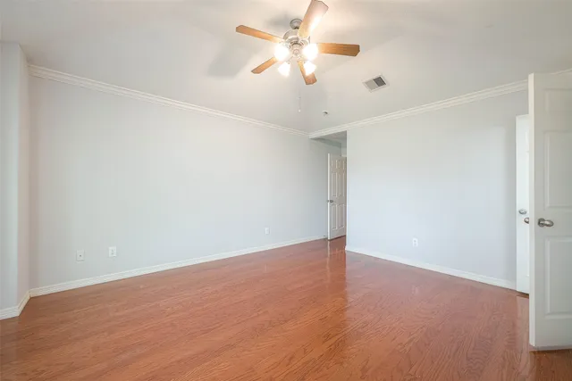 $2,850 | 5530 Kansas Street, Houston, TX 77007