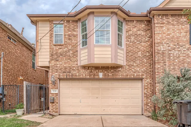 $2,850 | 5530 Kansas Street, Houston, TX 77007