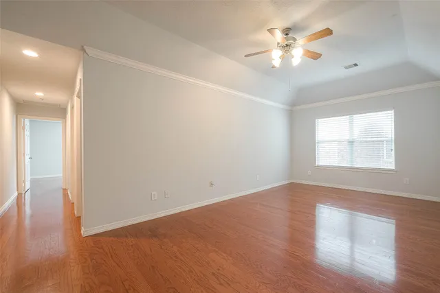 $2,850 | 5530 Kansas Street, Houston, TX 77007