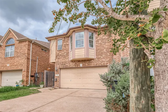 $2,850 | 5530 Kansas Street, Houston, TX 77007